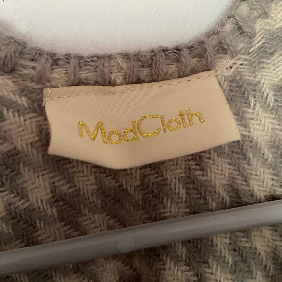 ModCloth Sweater - Picture 3 of 4